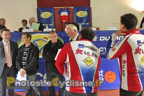 AGCD562010 (34)